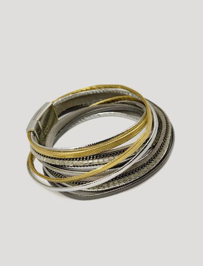 (АРТИКУЛ: 7124/54) БРАСЛЕТ ЖЕНСКИЙ, НАМОТКА, КОЖАНЫЕ НИТИ, МЕТАЛЛ, МАТОВЫЕ СТРАЗЫ, ЦВЕТ "СЕРЕБРО/ ЗОЛОТО/ СЕРЫЙ", НА МАГНИТЕ