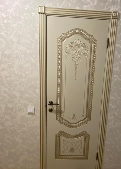 СОЛО NEW В3. СЛОНОВАЯ КОСТЬ/ ПАТИНА БЕЛОЕ ЗОЛОТО. ПОЛОТНО ГЛУХОЕ