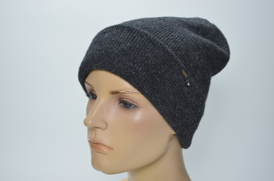 шапка из альпака антрацитового цвета