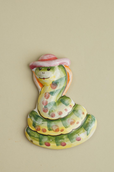 Змейка в шляпке (магнит)