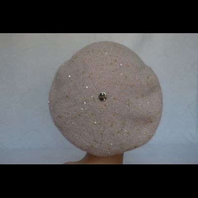 Женский берет персиковый Vizio Италия 6705