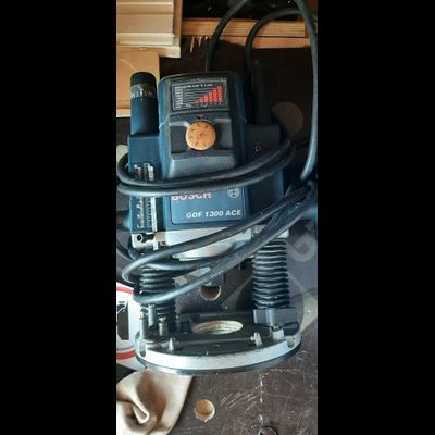 Пластина под Bosch GOF 1300 ACE для установки фрезера в стол 350*250 ММ. с гравировкой линеек