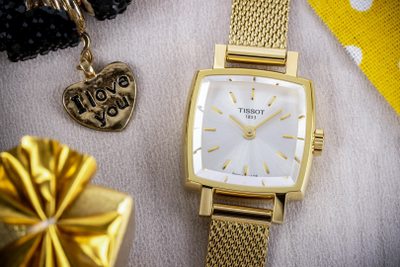 Швейцарские часы Tissot T058.109.33.031.00