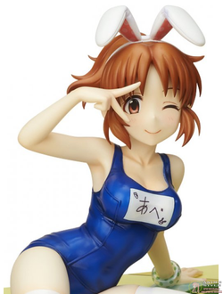 Фигурка 1/7 Нана Абэ (Abe Nana Summer☆Usamin)