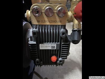 Мобильный Аппарат Высокого Давления  BT-1525B3 (250бар, 900л/ч, 7500Вт, 380В, 1450об, 87,4кг, Total Stop) Китай