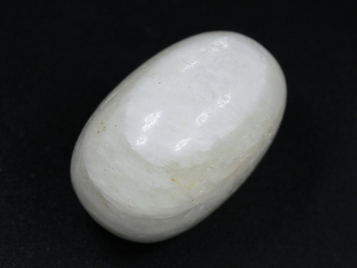 Лунный камень, галтовка, Индия (28*21*18 мм, 18 г) №26682