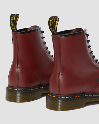 Dr martens cherry red smooth 1460 top