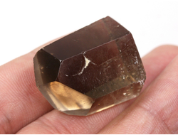 Кварц дымчатый, кристалл полированный, Бразилия (29*22*18 мм, 17 г) №36318