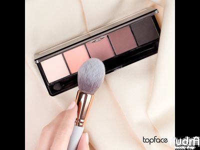 Topface Кисть для макияжа F01 Powder Brush для пудры и любых сухих текстур PT901