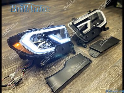 Фары Toyota Tundra 07-13 Sequoia 08-17