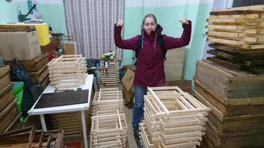 Дочка помощница