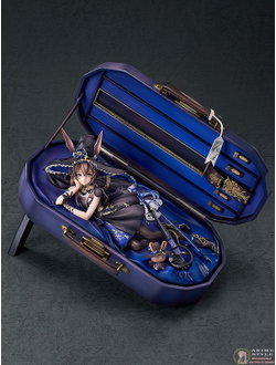 Фигурка 1/7 Амия (Amiya Solo Around the World Ver.)