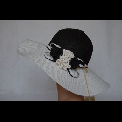 Stefania Maiaroli шляпа широкополая 1638 белая с черной тульей фото