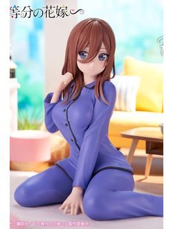 Фигурка Мику Накано (Miku Nakano Relax Time)