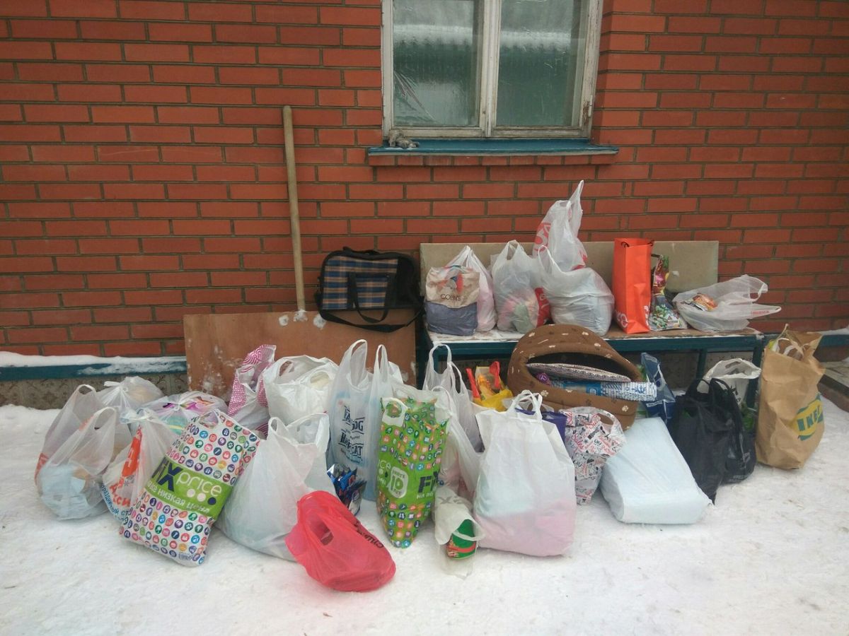 СПАСИБО ВОЛОНТЕРАМ ЗА ПОМОЩЬ ЖИВОТНЫМ