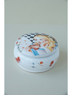 Шкатулка "Алиса в стране чудес"