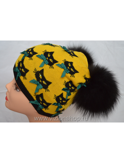 Шапка с двумя помпонами желтая Италия Vizio купить из коллекции шапок с помпонами зима 2016