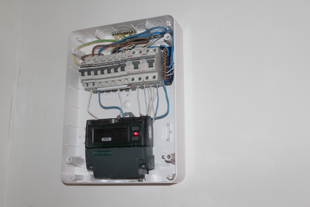 умный электросчетчик. приобретение приборов учета. выключенный счетчик электричества. отключился электросчетчик. умные счётчики электроэнергии 2022.