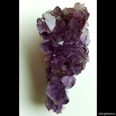 Аметист,  друза с включениями гематита