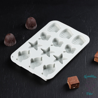 Форма для льда и кондитерских украшений «Подводные друзья», 18,5×12,5×1,5 см, 12 ячеек, цвет МИКС