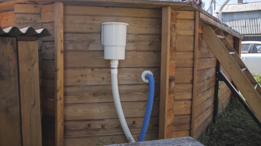 Бассейн "Баргузин" установлен на поверхности без бетонных работ, приобретен заказчиком в базовой комплектации и собран самостоятельно. 