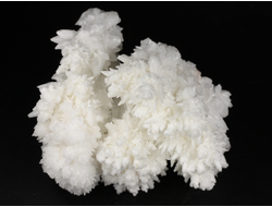 Арагонит белый, коллекционный образец, Мексика (94*82*63 мм, 336 г) №37731