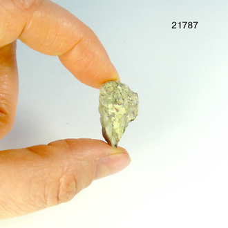 Бирюза натуральная (необработанная) Казахстан арт.21787: 2,9г - 22*13*10мм