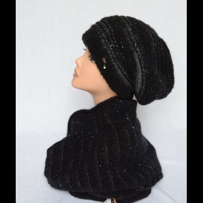Черный женский вязаный берет с кристаллами Vizio 6483