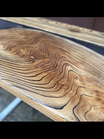 стол река из эпоксидной смолы дымчатого цвета