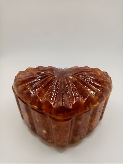 Шкатулка сердце резное