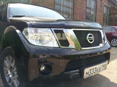 Защита радиатора Nissan Pathfinder (NAVARA) (2011-2012) black верх