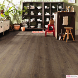 Декор ламината Haro Tritty 100 Gran Via Дуб Контура Дымчатый 538773 в интерьере комнаты
