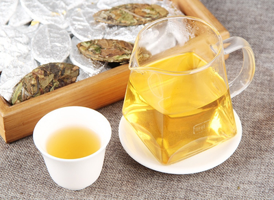 Лот 362, Высокогорное древнее дерево Золотой лист Белый чай, 100 гр