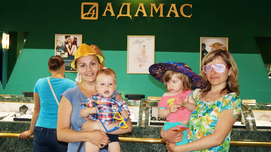 Серия event для VIP клиентов Адамас в СПб и Лен области