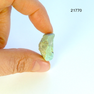 Бирюза натуральная (необработанная) Казахстан арт.21770: 4,4г - 21*17*11мм