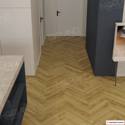 Ламинат Norland Herringbone Elegant Strong Дуб Фанэн LF304-17 34 класс толщина 12 мм с фаской 1.32 м2