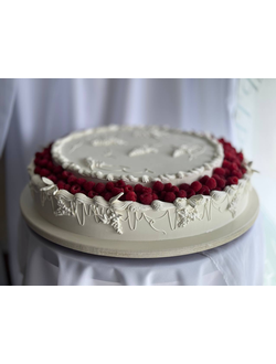 Торт аля блинчик с ягодами малины (6-9кг)