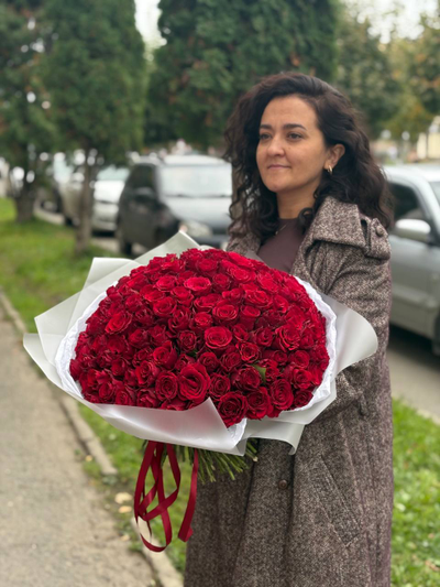 Букет из 151 кенийской розы Red