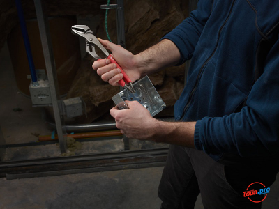 Ключ для водопроводных труб Milwaukee Hex-Jaw 200 мм 48226208