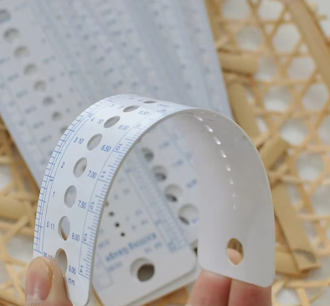 Линейка для измерения размера спиц