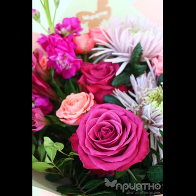 Букет цветов на 8 марта № 701