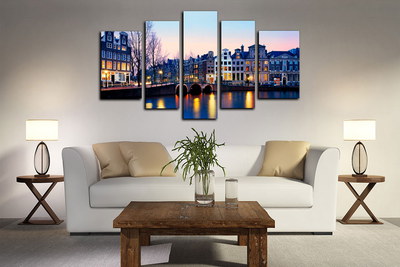 Модульная картина "Город у реки"