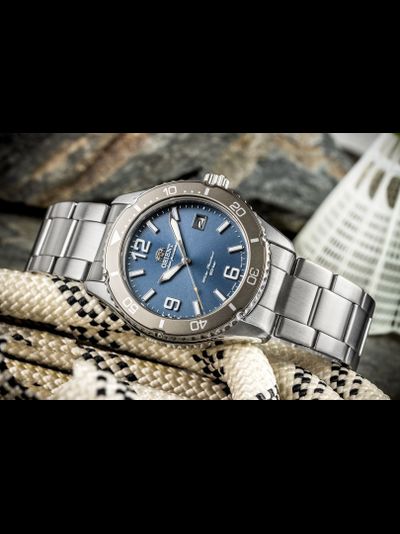 Мужские часы Orient RN-WJ0002L