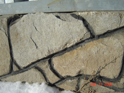 Камень бутовый кварцевый (заборный)