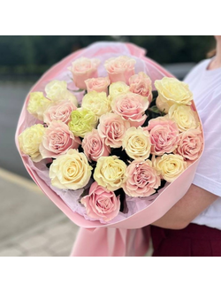 Букет из 25 нежно-розовых роз