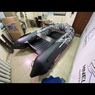 Моторная лодка Хантер 380 ПРО КМФ НДНД