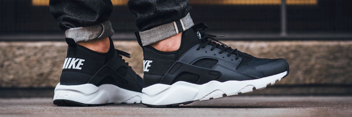 Nike huarache in pelle on sale