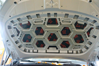 Шумоизоляция Geely Monjaro