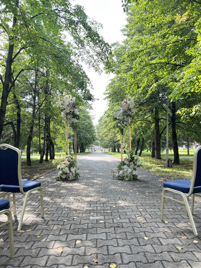 Арка для выездной церемонии "Столбики 1"