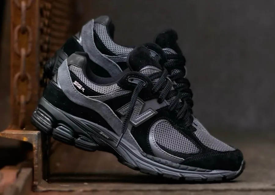 New Balance 2002R Grey Black